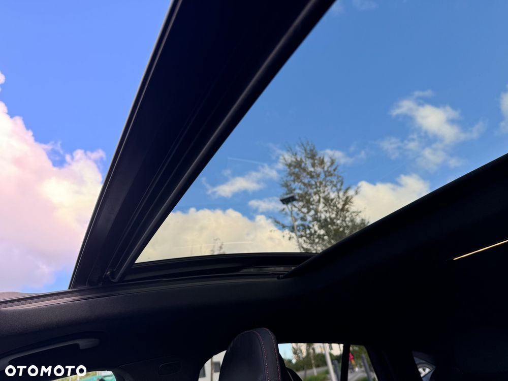 Mercedes-Benz GLC - 17