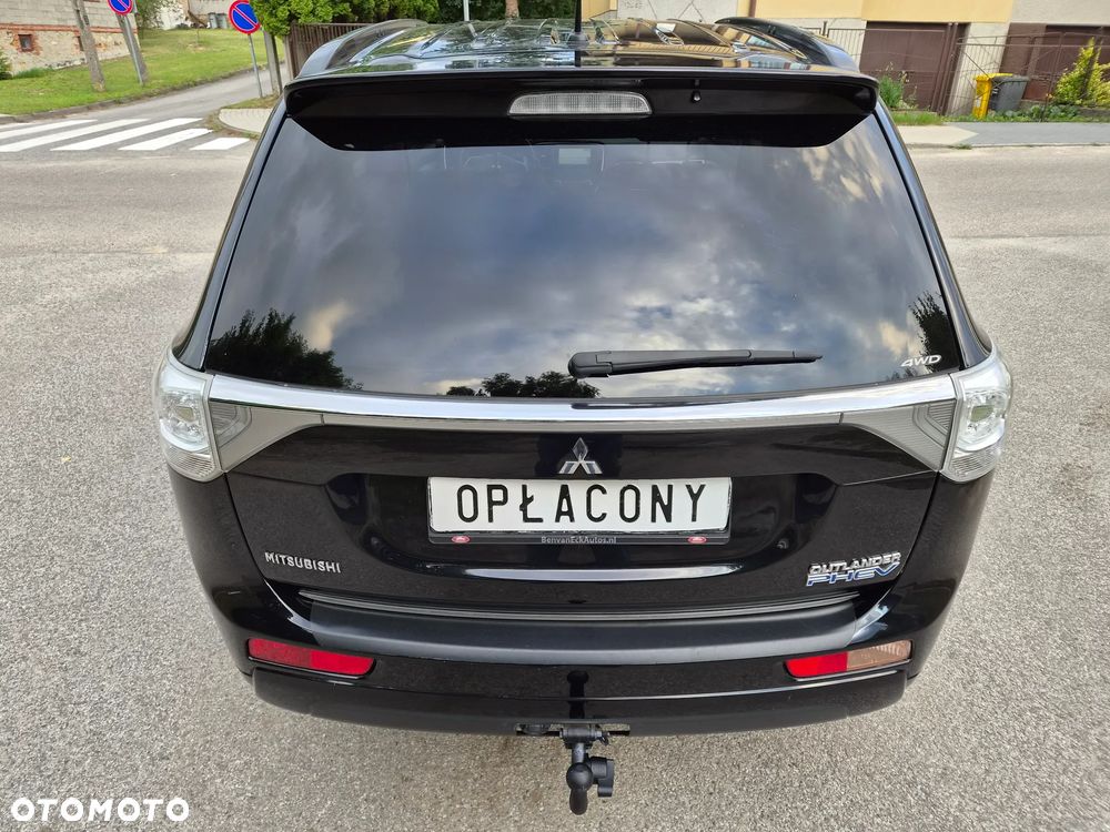 Mitsubishi Outlander 2.0 4WD Top - 18