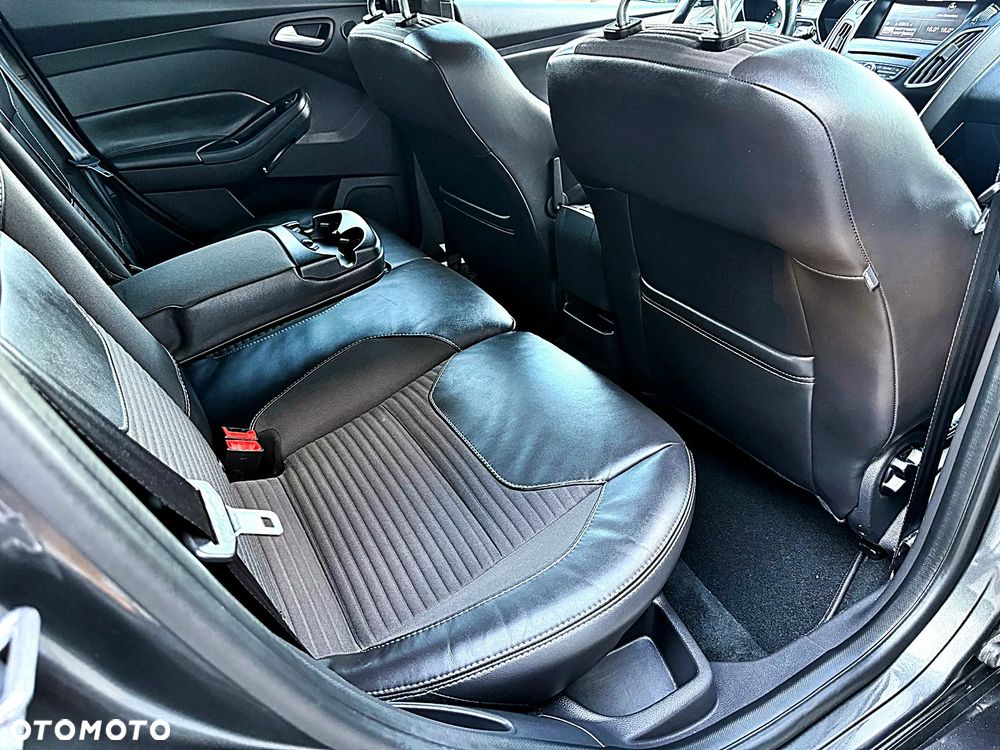 Ford Focus 2.0 EcoBlue ST-Line Business - 24