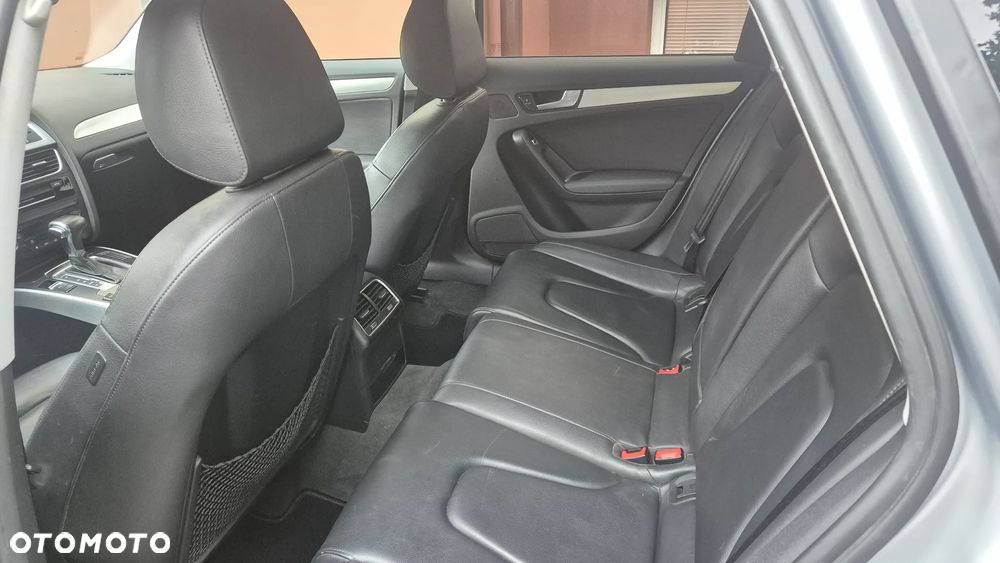 Audi A4 Limousine - 15