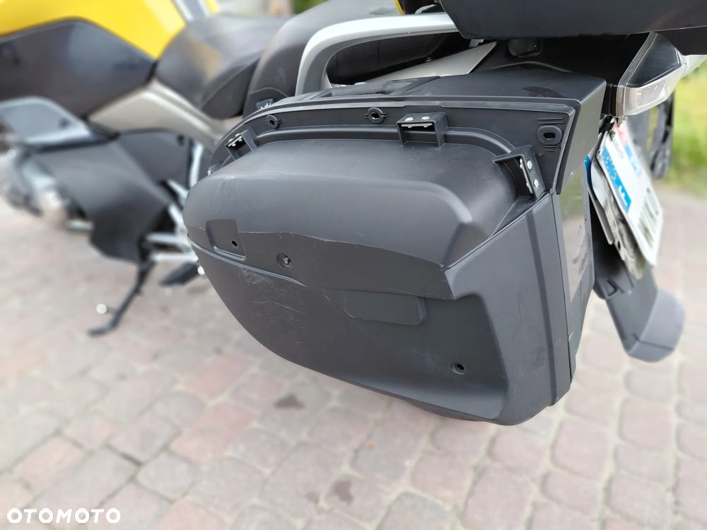 BMW R - 18