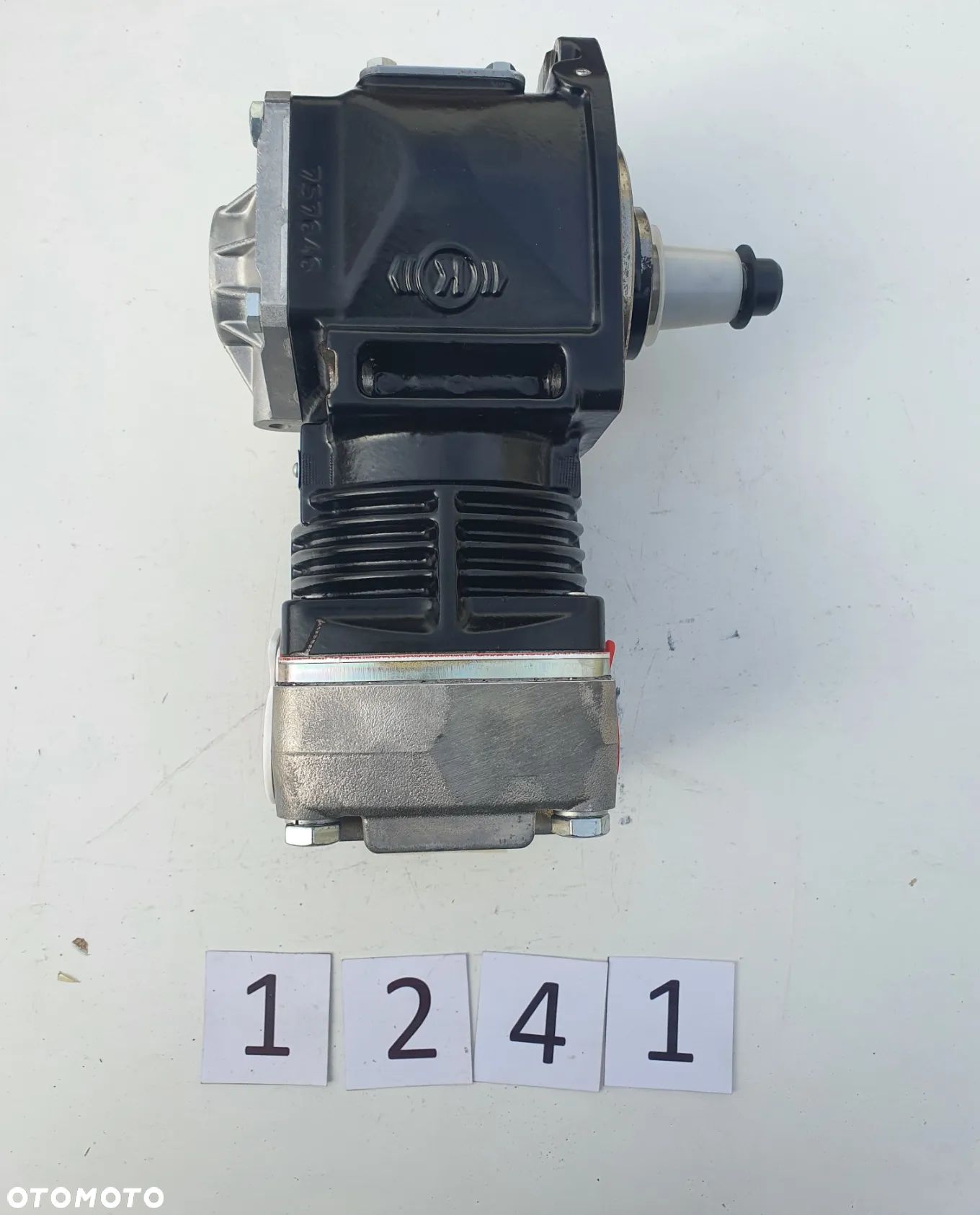 Sprężarka Powietrza Kompresor Knorr-Bremse K007388 ACX69D Iveco - 1