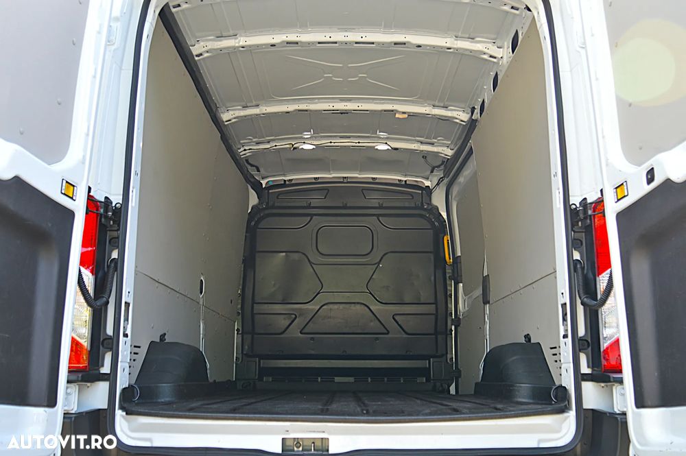 Ford E-TRANSIT L3H2 3500KG - 31