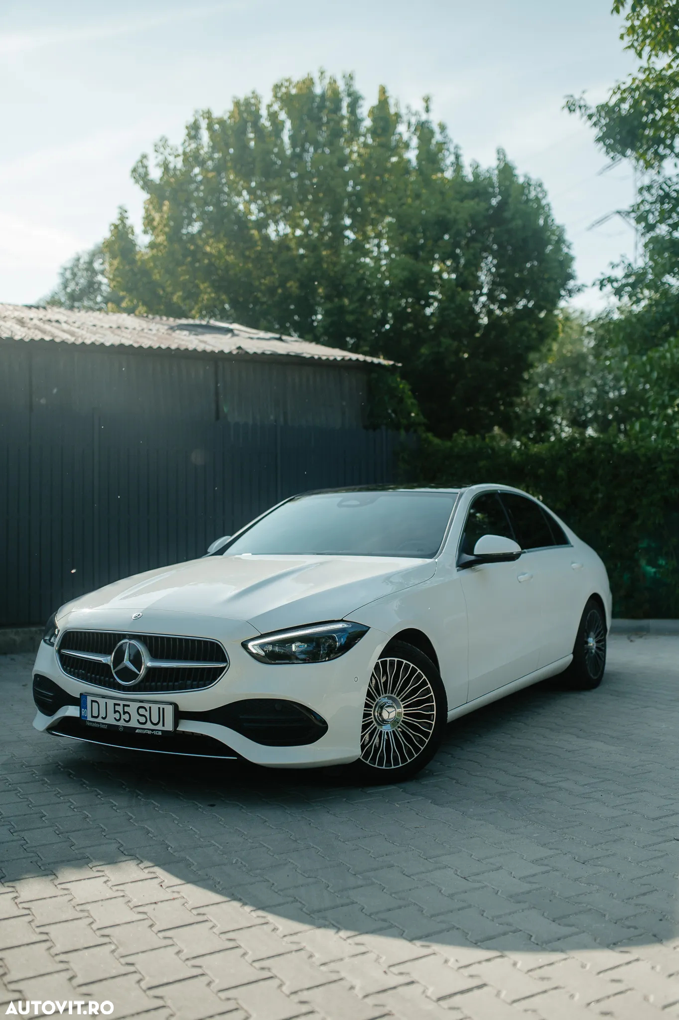 Mercedes-Benz C 300 MHEV 4MATIC - 2