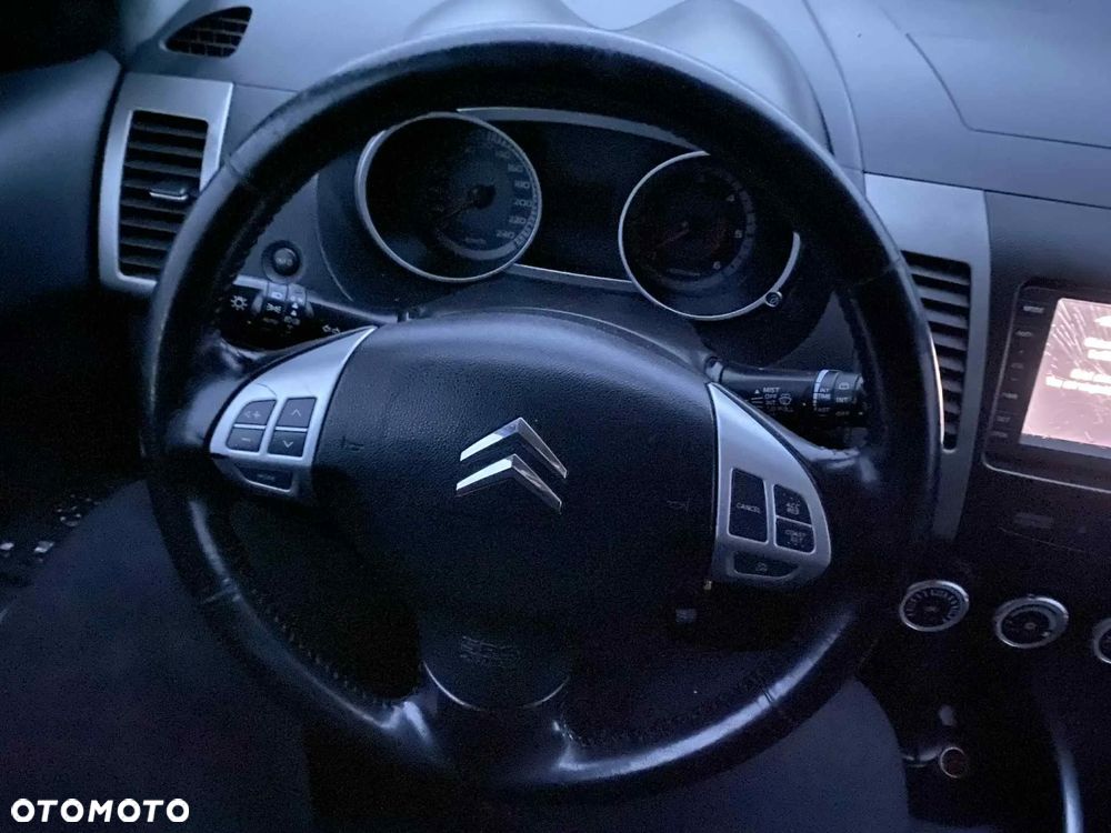 Citroën C-Crosser 2.2 HDi Exclusive - 19