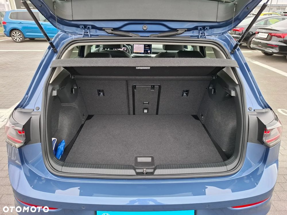 Volkswagen Golf - 15