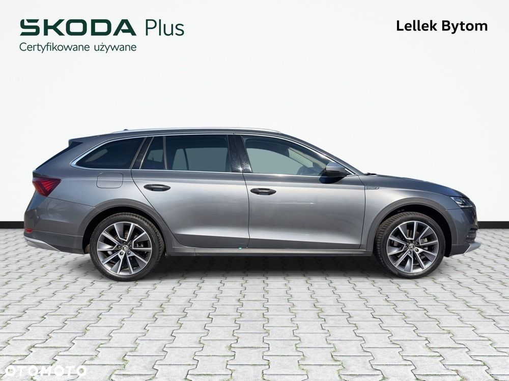 Skoda Octavia 2.0 TSI 4x4 Scout DSG - 5