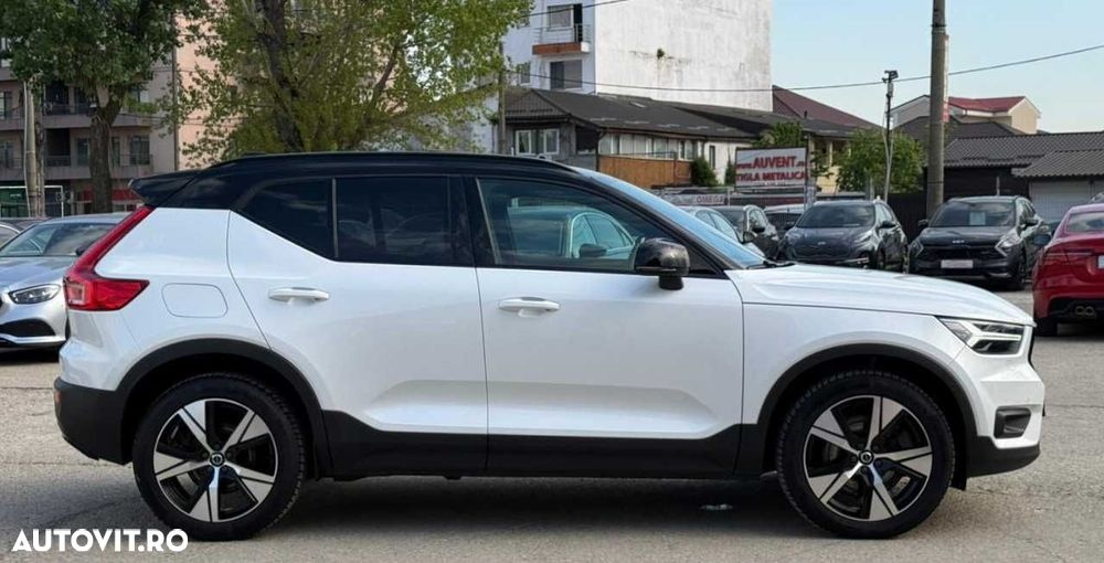 Volvo XC 40 Recharge T5 Twin Engine AT7 R-Design - 11