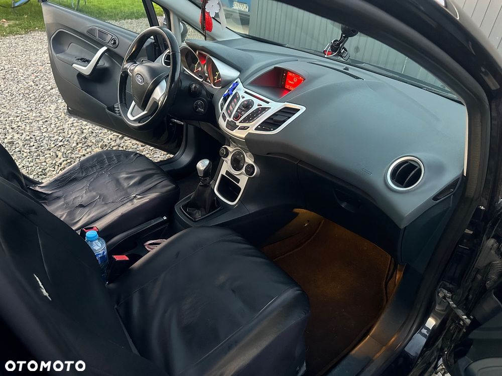 Ford Fiesta 1.6 Ti-VCT Ghia - 28