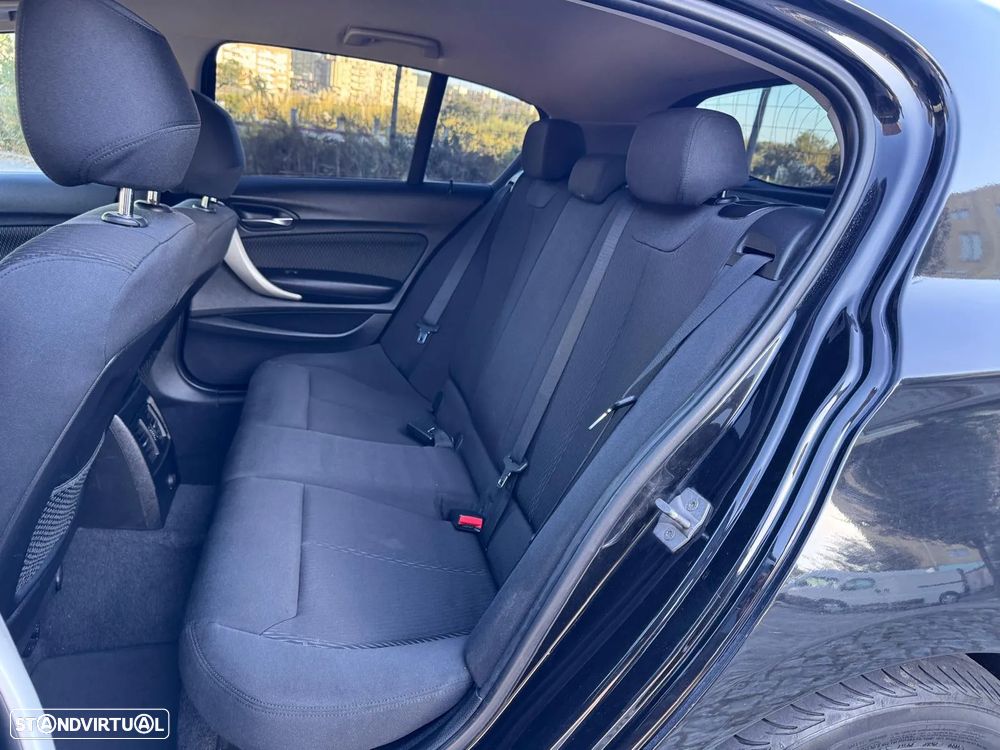 BMW 116 d EfficientDynamics Edition Urban Line - 24