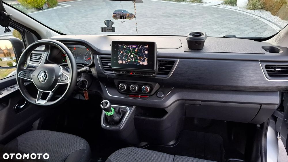 Renault Trafic - 28