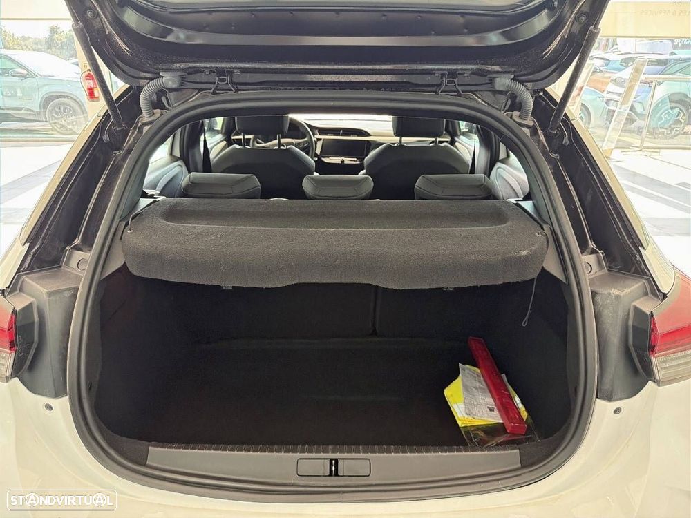 Opel Corsa 1.2 T GS - 6