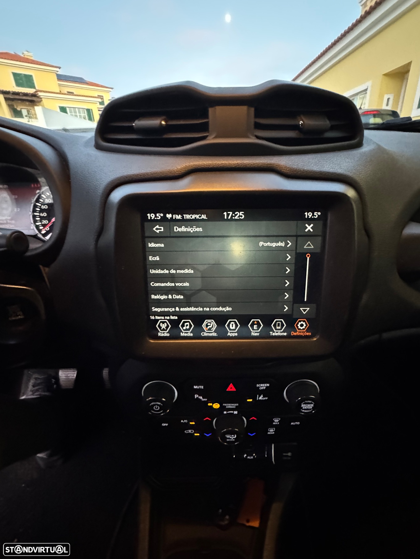 Jeep Renegade 1.0 T Sport - 21