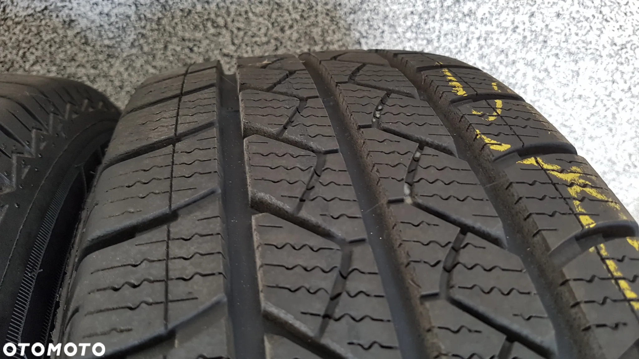 KOŁA CAŁOROCZNE  195/65R16C MERCEDES VITO VIANO 6,5JX16 ET52 5x112 - 29