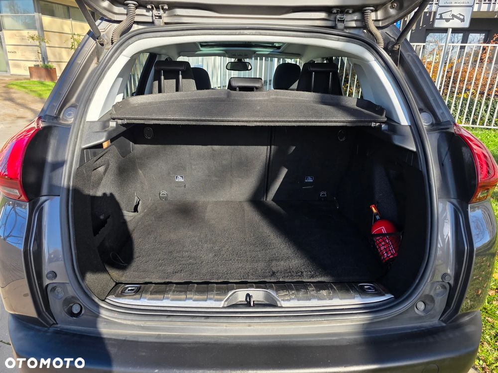 Peugeot 2008 1.2 Pure Tech Style S&S EAT6 - 22