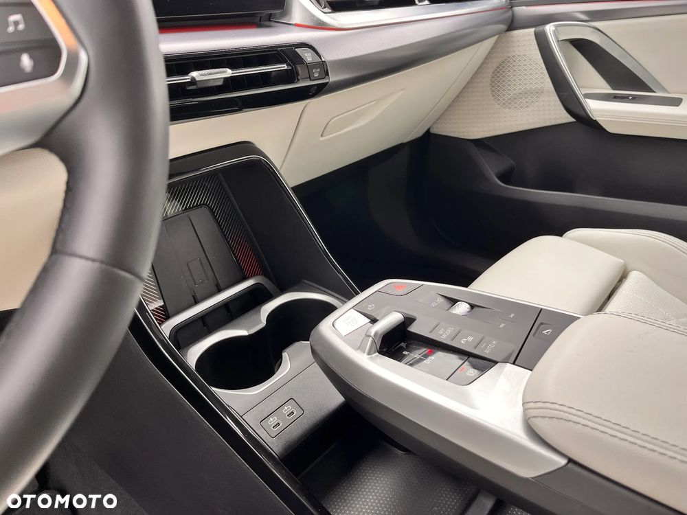 BMW X2 - 28
