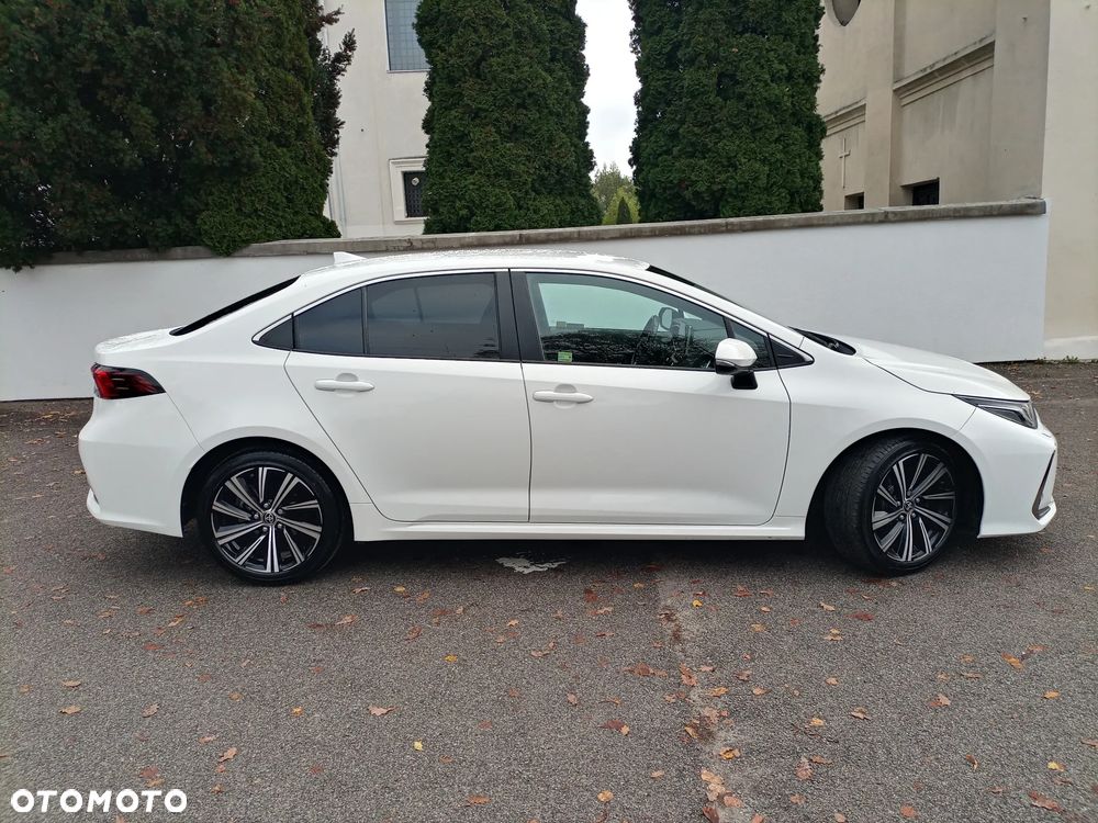 Toyota Corolla - 11
