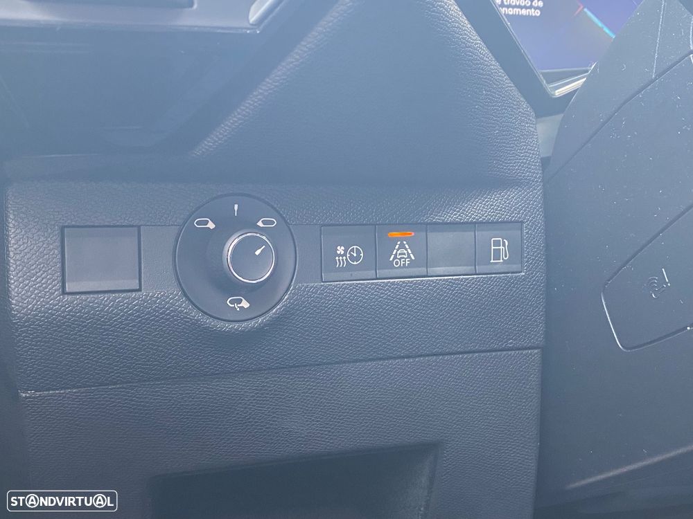 DS DS7 Crossback E-Tense Performance Line+ EAT8 - 23