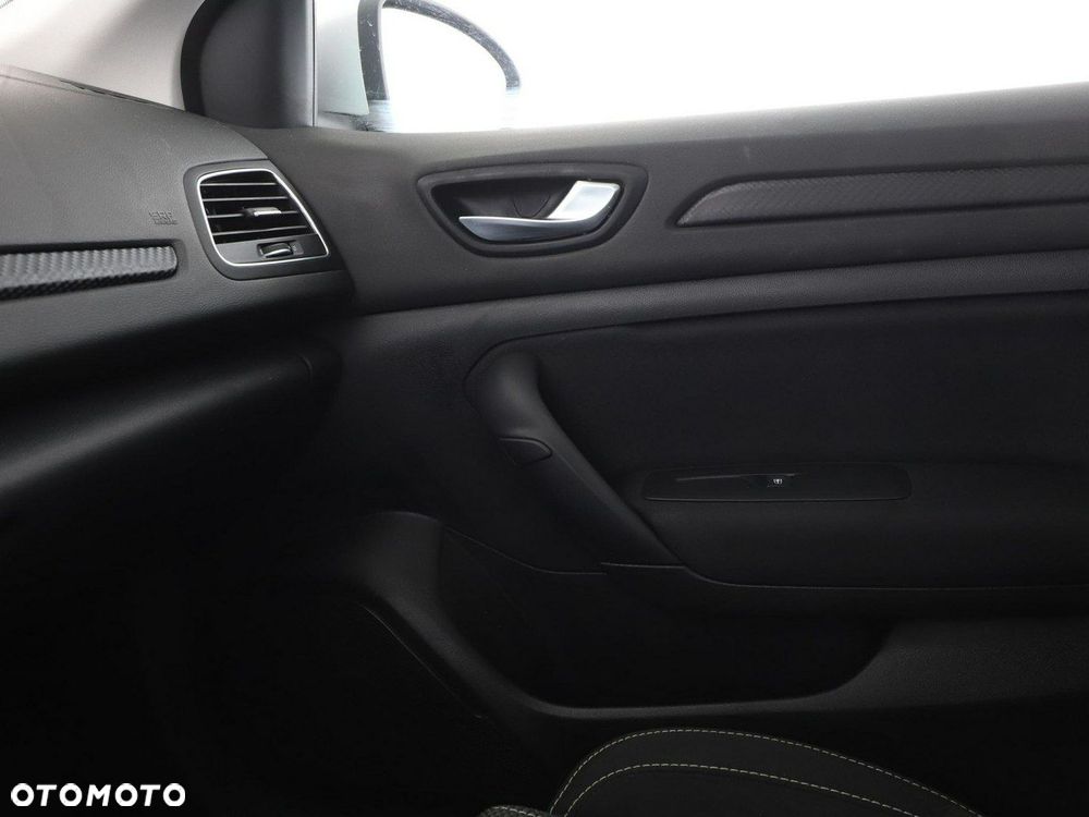 Renault Megane ENERGY TCe 100 LIFE - 23