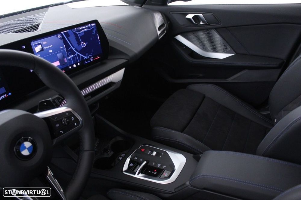 BMW 118 d Pack Desportivo M - 33