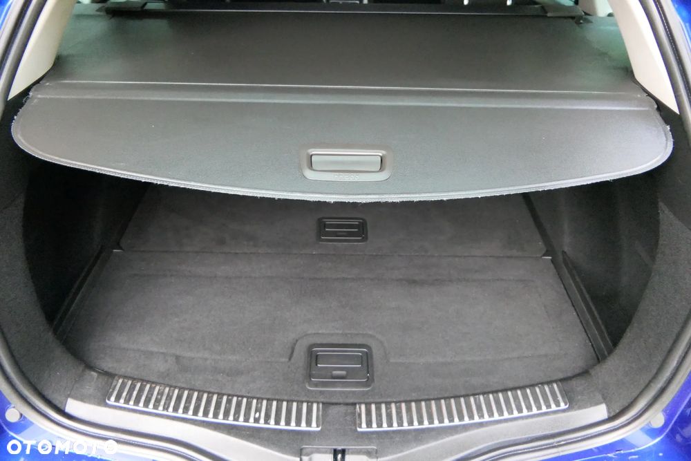 Renault Megane ENERGY dCi 165 EDC GT - 35