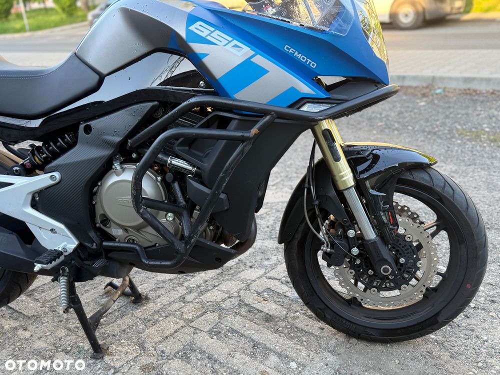 CFMoto 650 MT - 10