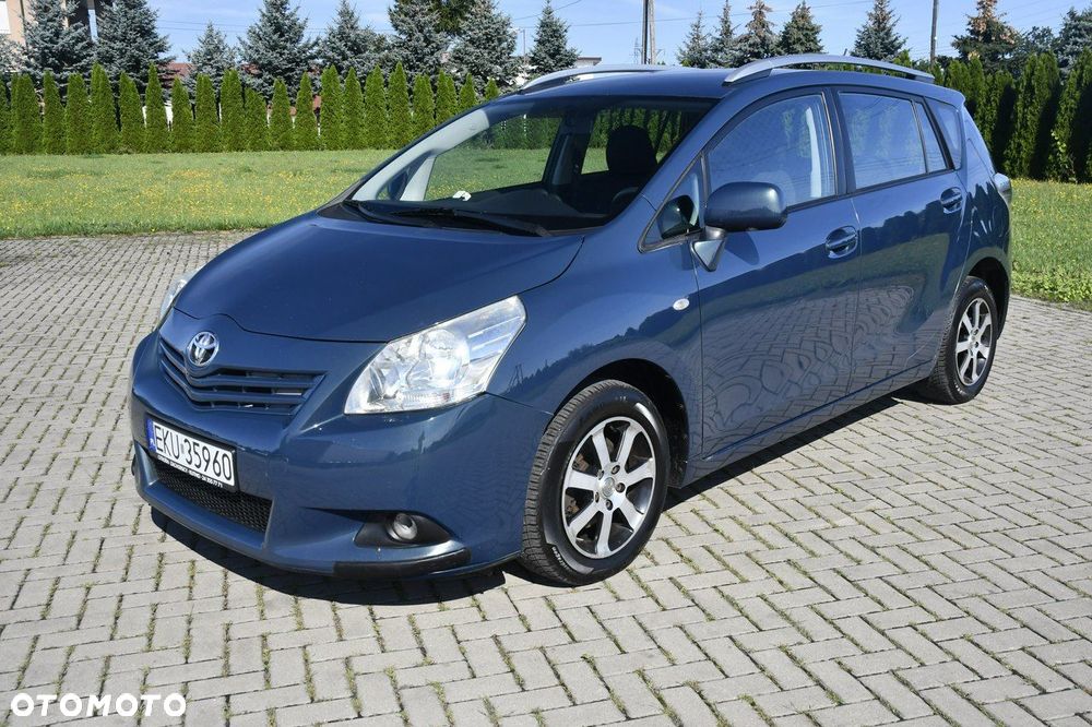 Toyota Verso - 7