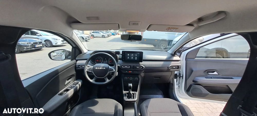 Dacia Sandero TCe 90 CVT Comfort - 8