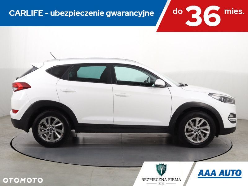 Hyundai Tucson - 8