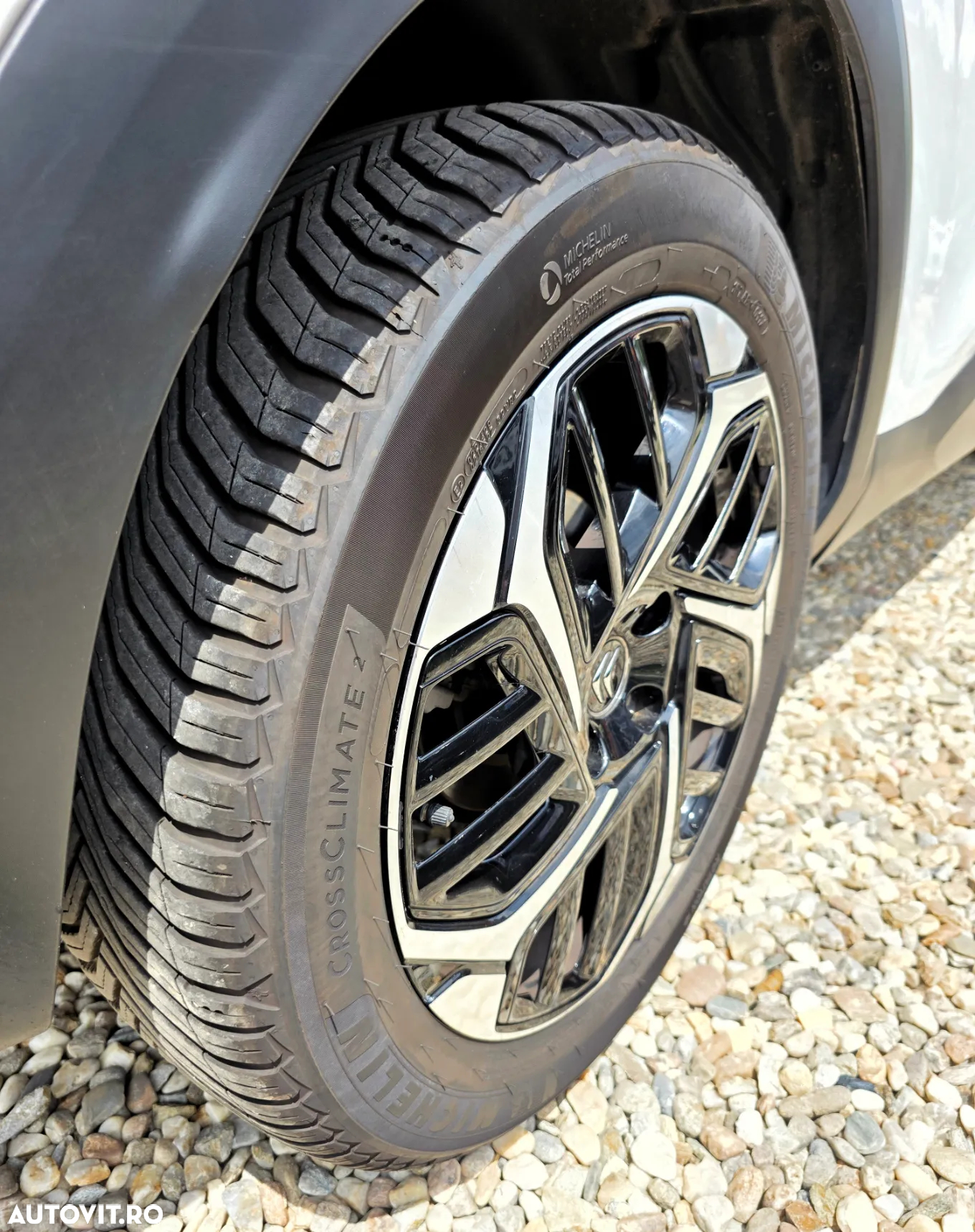 Citroën C4 1.2 PureTech 130 S&S EAT8 PLUS - 28