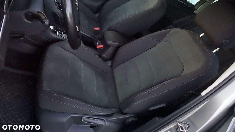 Volkswagen Tiguan - 24