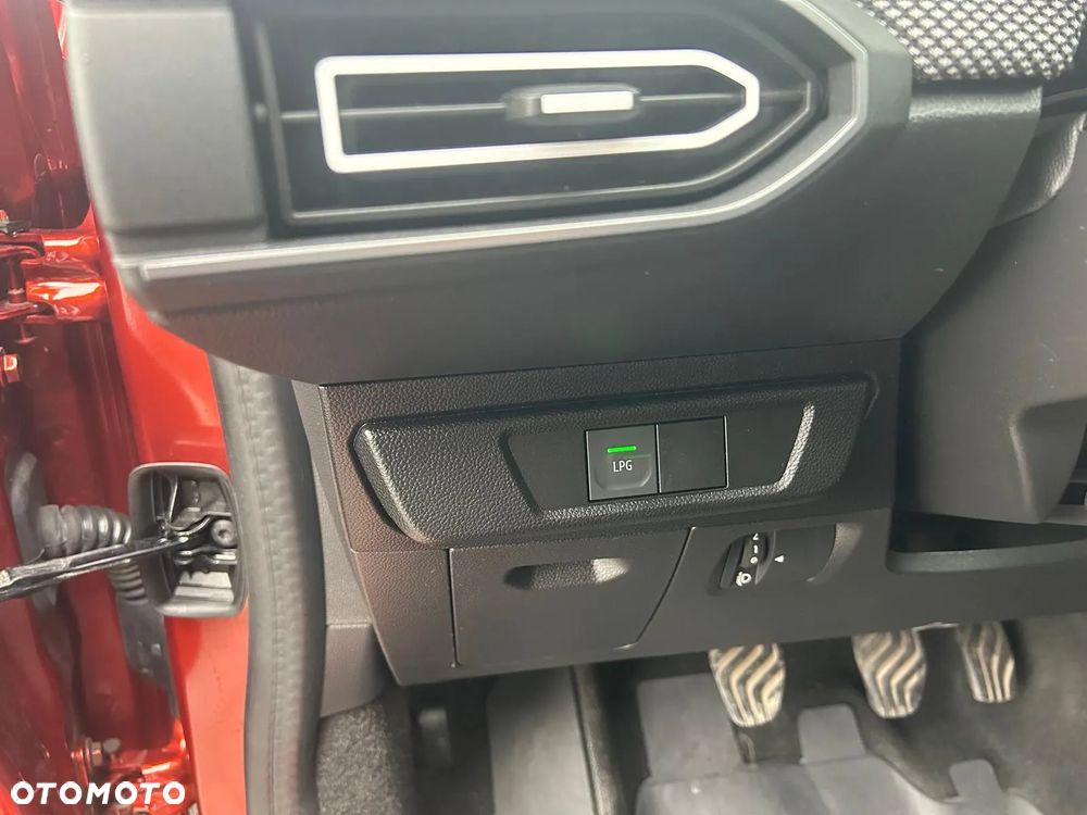 Dacia Jogger 1.0 TCe Extreme 7os - 12