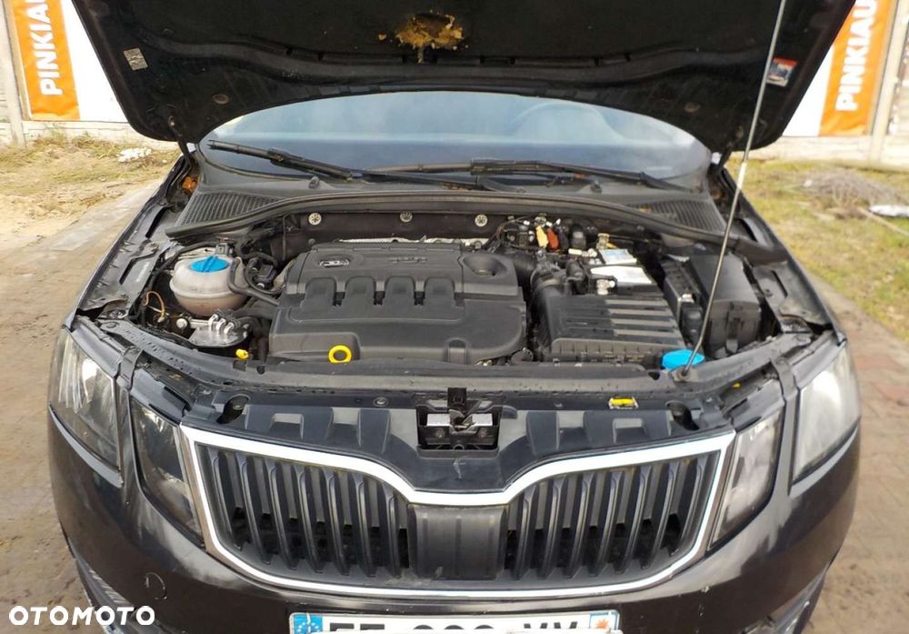 Skoda Octavia - 8