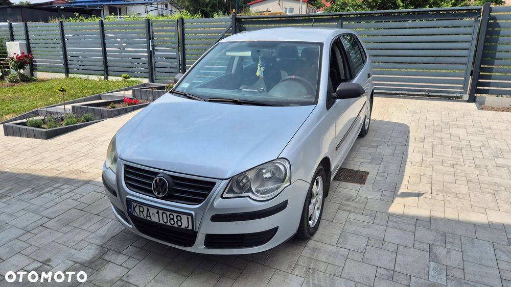 Volkswagen Polo - 1