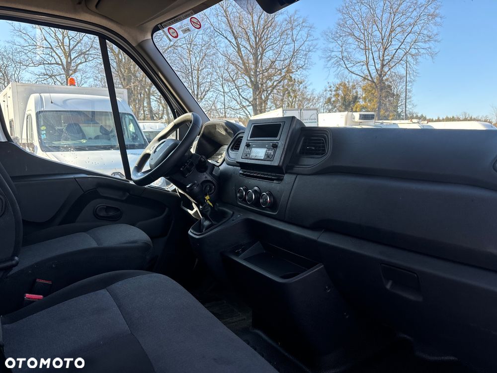 Renault Master - 10