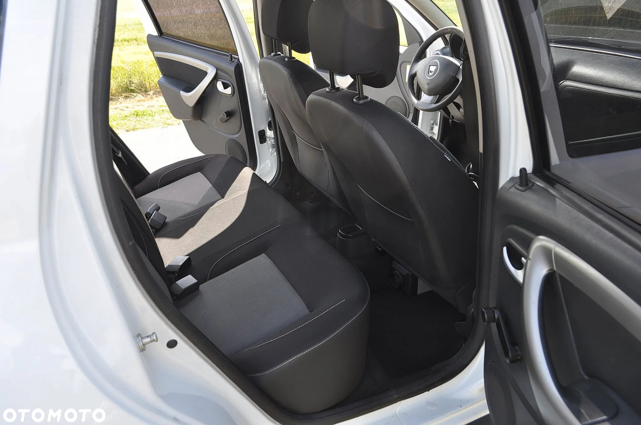 Dacia Duster 1.6 16V 4x4 - 17