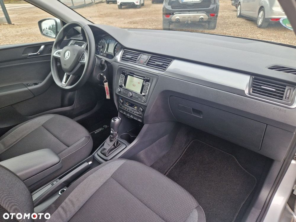 Skoda RAPID 1.6 TDI DSG Ambition - 18