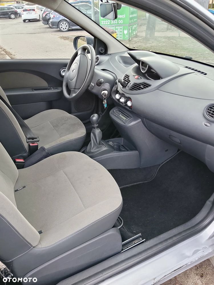 Renault Twingo - 10