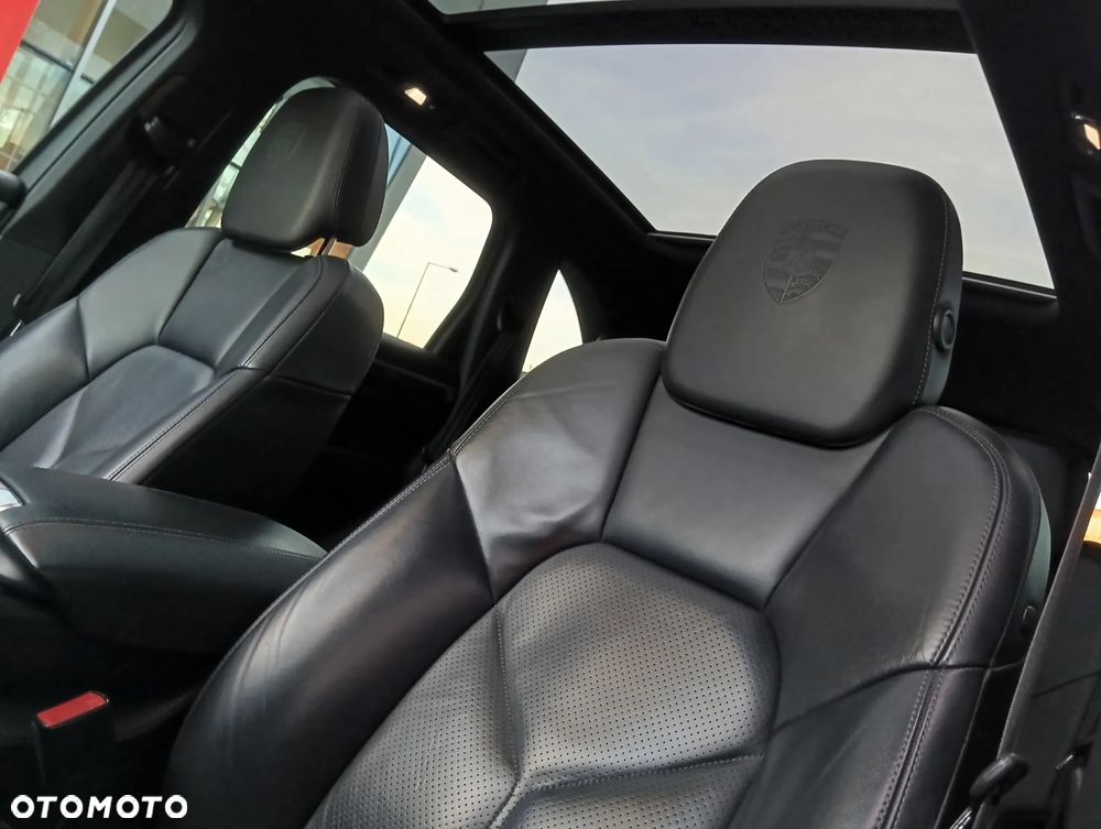 Porsche Cayenne Diesel Platinum Edition - 14