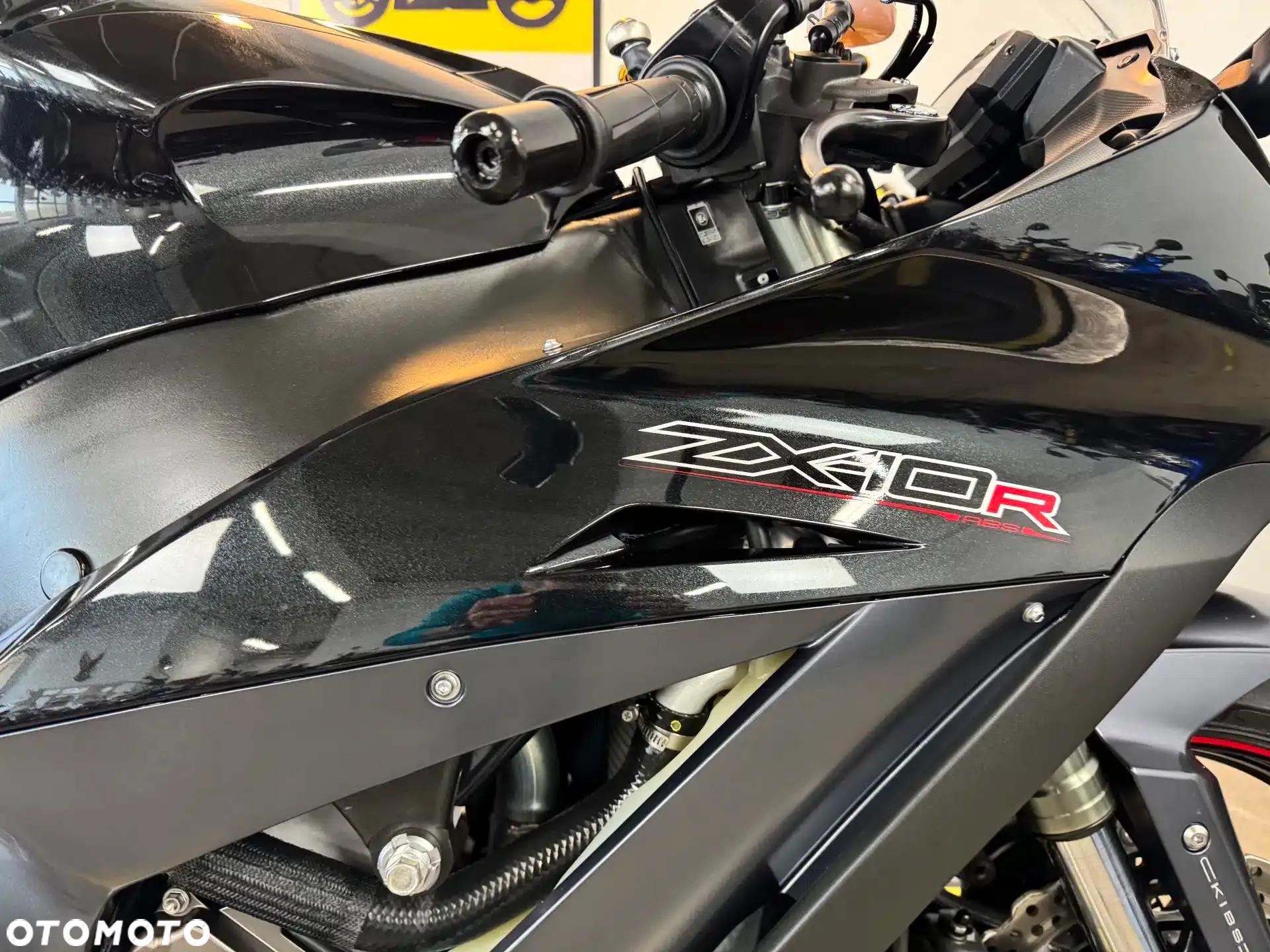 Kawasaki ZX - 11