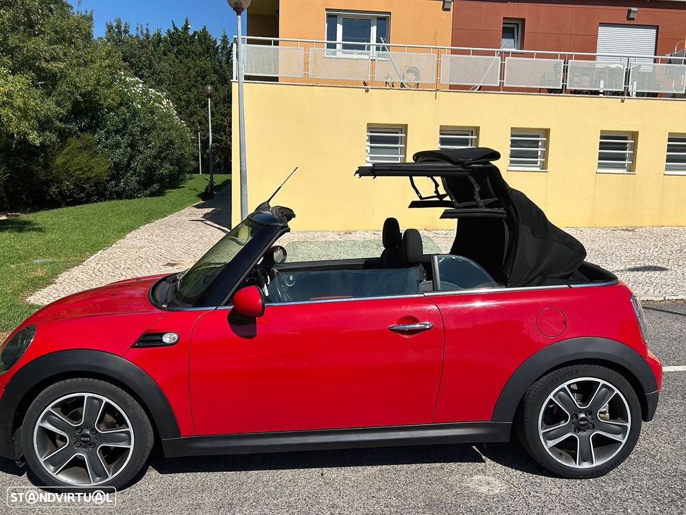 MINI Cabrio Cooper D - 16