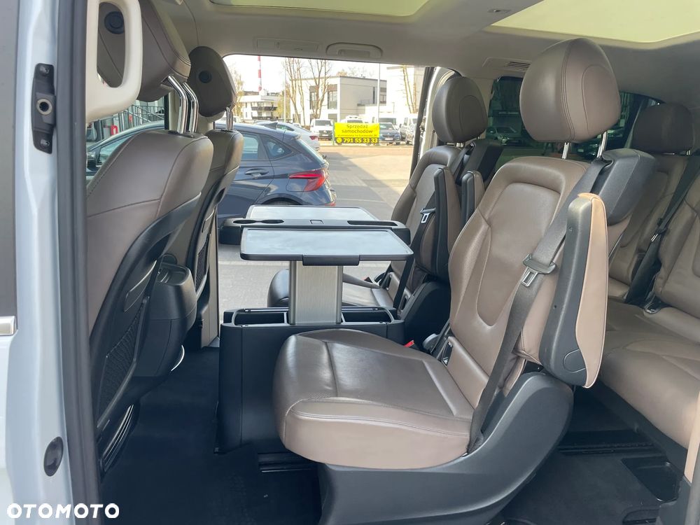 Mercedes-Benz Klasa V 300 d Exclusive 9G-Tronic (d³ugi) - 16