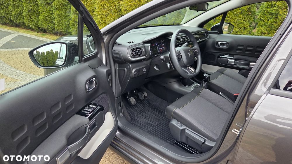 Citroën C3 1.2 PureTech Shine - 10