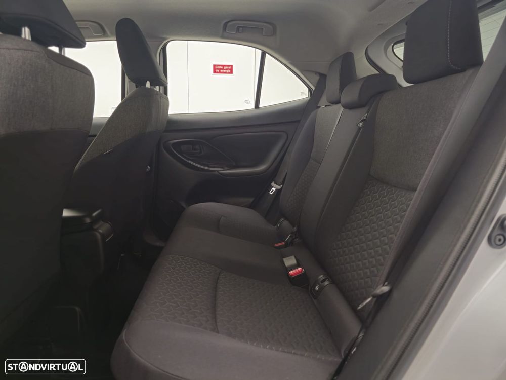 Toyota Yaris Cross 1.5 HDF Comfort Plus - 13