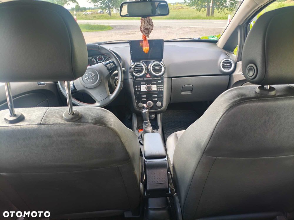 Opel Corsa - 4