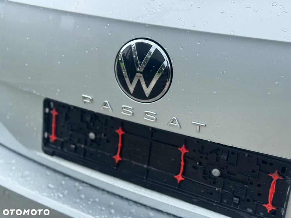 Volkswagen Passat - 19