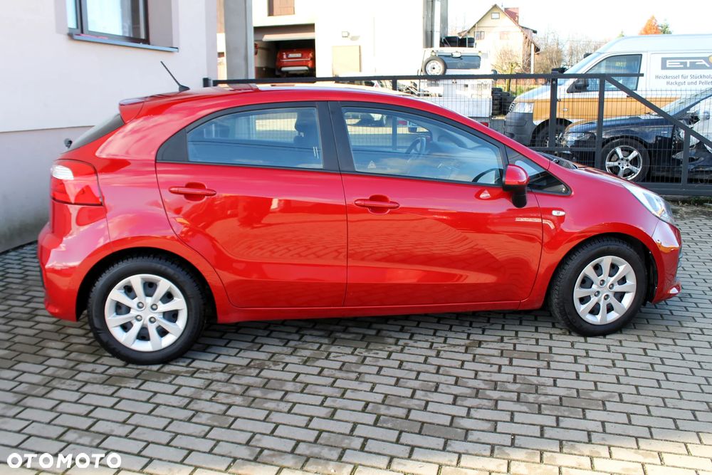 Kia Rio 1.2 Dream-Team Edition - 6
