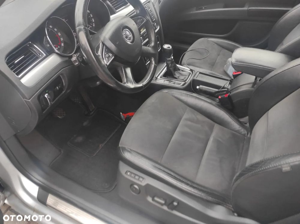 Skoda Superb 1.6 TDI Elegance - 18