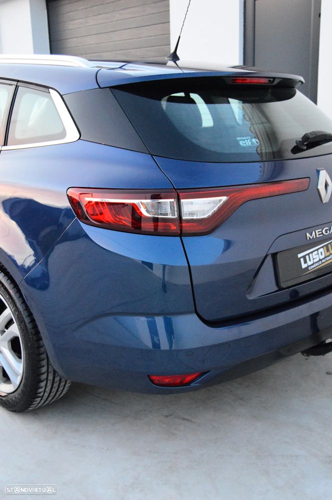 Renault Mégane Sport Tourer 1.2 TCE Intens - 11