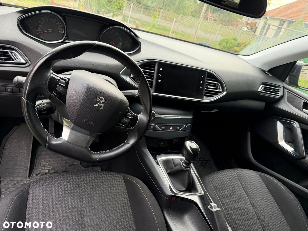 Peugeot 308 1.2 PureTech Active S&S - 9